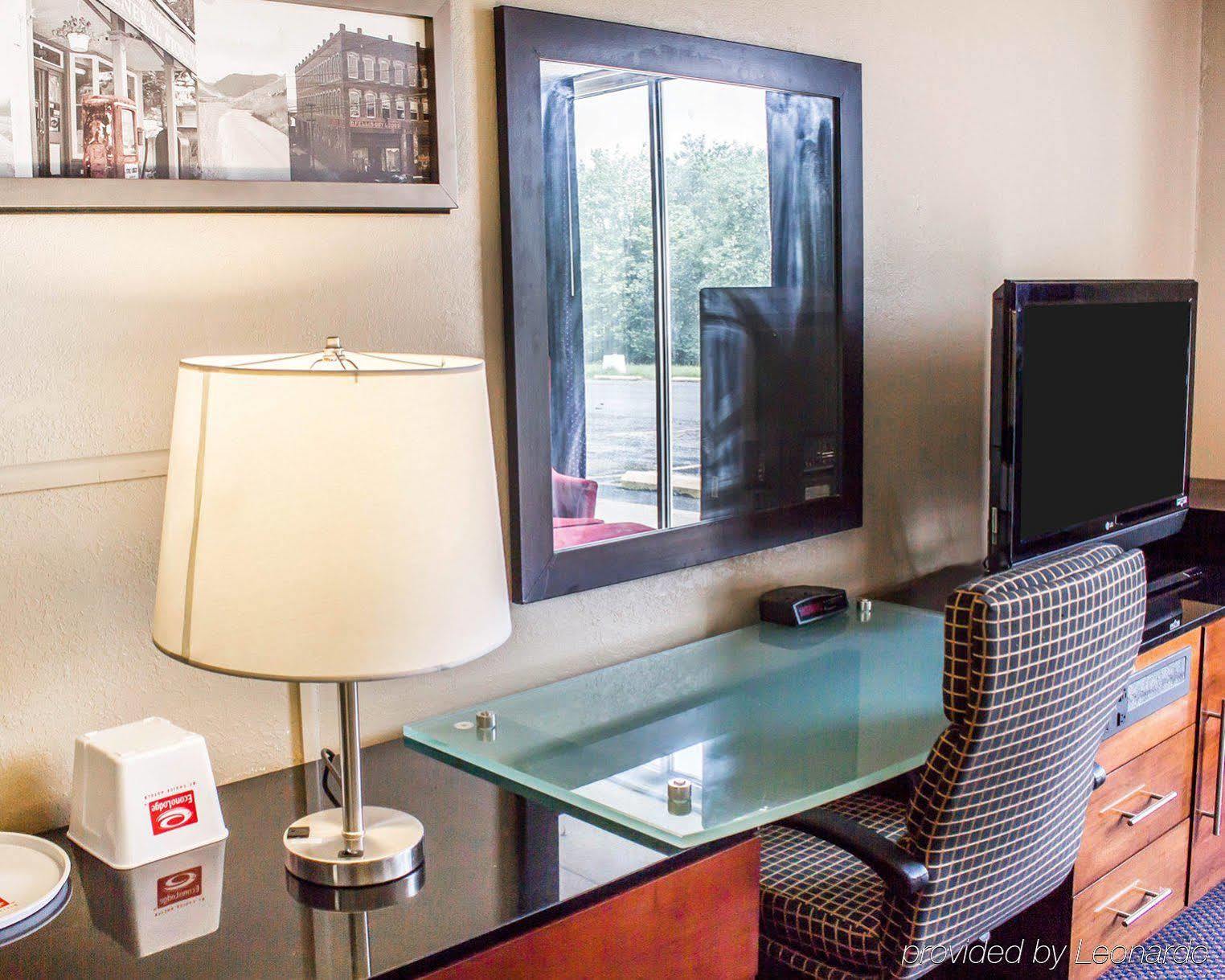 Days Inn Clearfield Εξωτερικό φωτογραφία